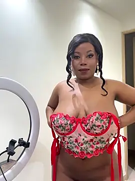 Snapshot of Elie-3 chatting on October 19, 1:39 am Elie-3 online show from October 19, 1:39 am