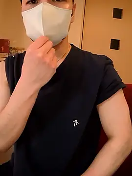 kqitooo online show from January 17, 4:28 am