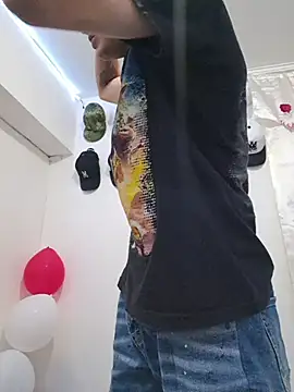 Ethanho0t online show from October 10, 6:07 pm