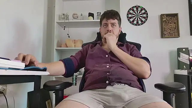 aaron nvk online show from February 26, 9:03 pm