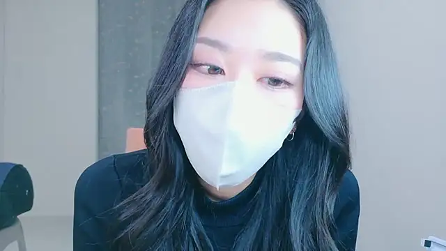 Snapshot of ramuchan_desu chatting on June 15, 12:24 am ramuchan desu online show from June 15, 12:24 am