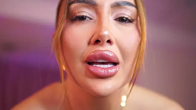 ZennySings online show from November 29, 12:30 pm