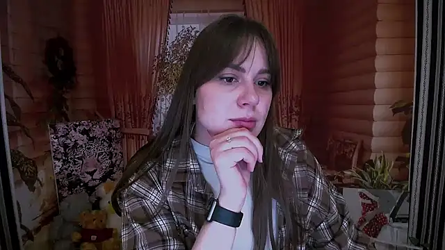 Amanda Bright  online show from January 8, 10:17 am