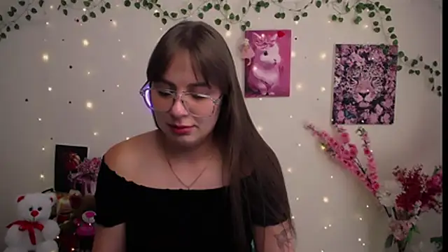 Amanda Bright  online show from July 27, 11:06 am