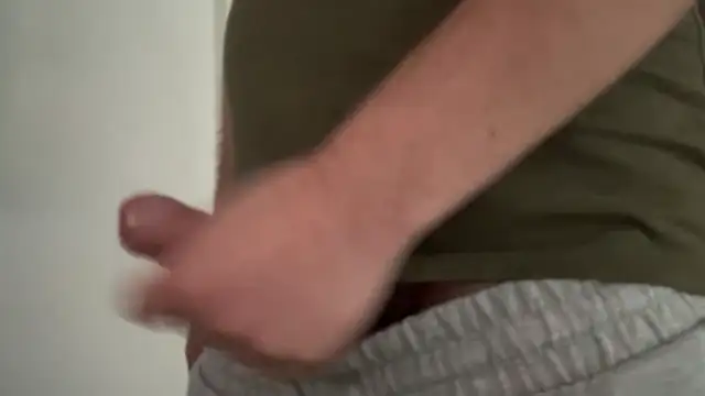 Snapshot of leodhrt8 chatting on November 3, 1:12 pm leodhrt8 online show from November 3, 1:12 pm