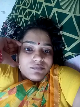 Snapshot of Trisha_71 chatting on October 4, 6:44 am Trisha 71 online show from October 4, 6:44 am