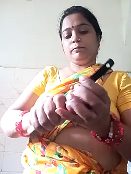 Snapshot of Trisha_71 chatting on October 5, 5:28 am Trisha 71 online show from October 5, 5:28 am