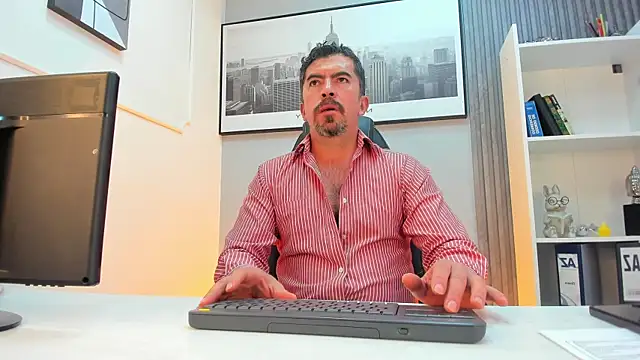JuanKFit 45 online show from July 29, 3:48 am