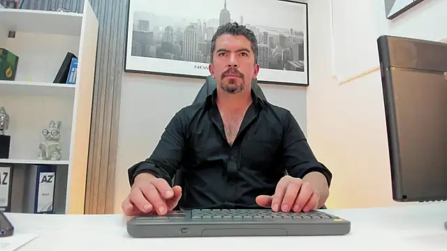 JuanKFit 45 online show from July 31, 4:39 pm