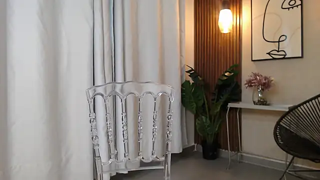 Lia Mar  online show from January 14, 7:30 pm