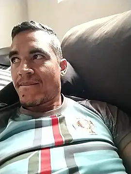 Snapshot of Boragozarvem chatting on January 9, 1:47 pm Boragozarvem online show from January 9, 1:47 pm