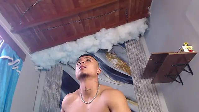 ThiagoBlaze online show from June 3, 2:33 pm