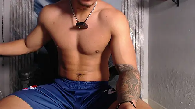 ThiagoBlaze online show from June 25, 5:56 am