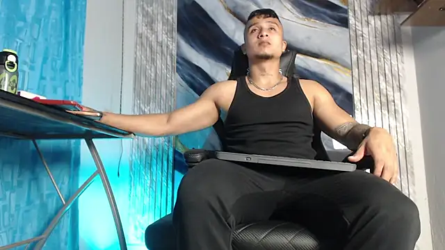 ThiagoBlaze online show from July 22, 3:42 am