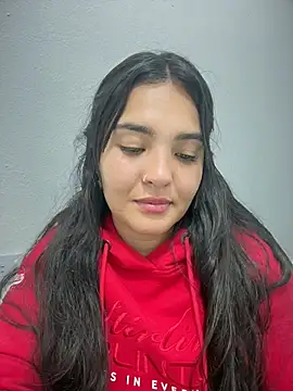 Snapshot of meli__brown chatting on June 15, 3:20 am meli brown online show from June 15, 3:20 am
