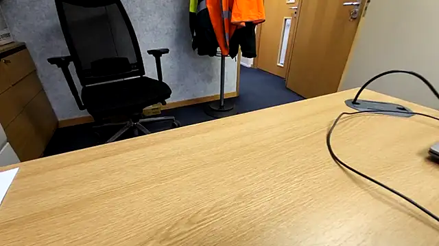 Snapshot of Oorse1966 chatting on November 12, 11:54 am Oorse1966 online show from November 12, 11:54 am