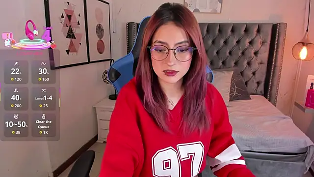 Lily Fleming online show from September 22, 8:11 pm