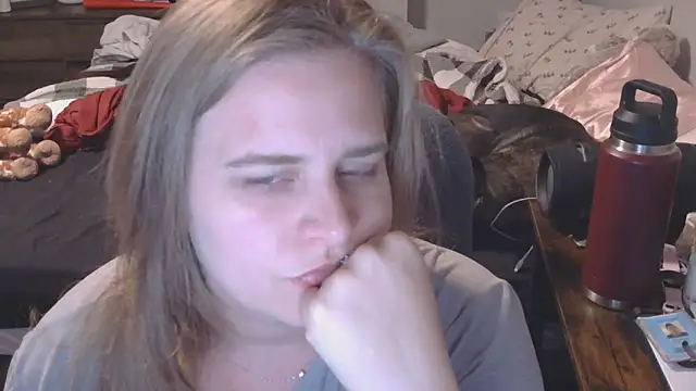 Snapshot of Sexyblonde12344 chatting on September 20, 4:19 pm Sexyblonde12344 online show from September 20, 4:19 pm