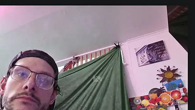 MasterDaddyCool online show from October 24, 5:26 am