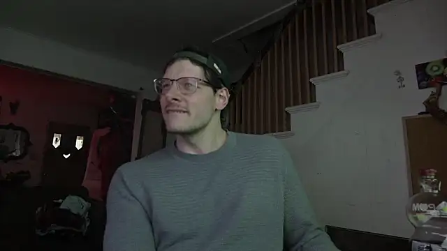 Snapshot of MasterDaddyCool chatting on May 6, 10:48 pm MasterDaddyCool online show from May 6, 10:48 pm