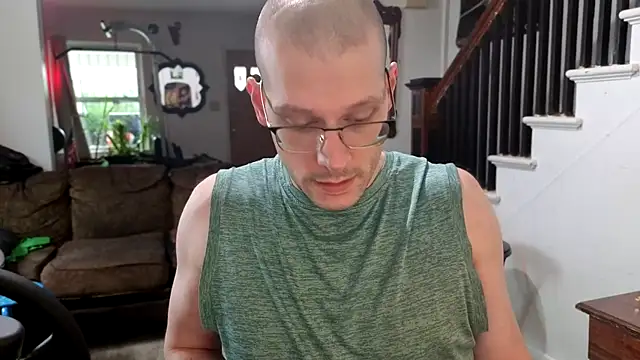 Snapshot of MasterDaddyCool chatting on June 14, 9:28 pm MasterDaddyCool online show from June 14, 9:28 pm