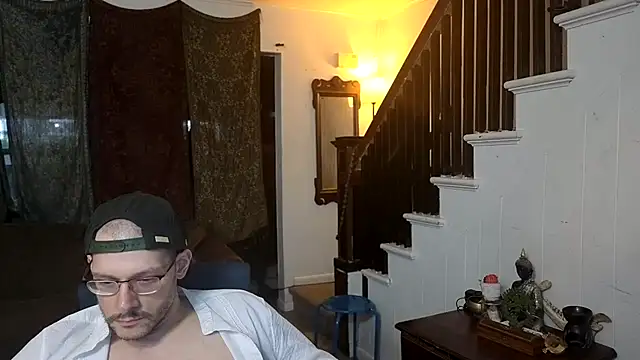 MasterDaddyCool online show from July 4, 11:00 pm