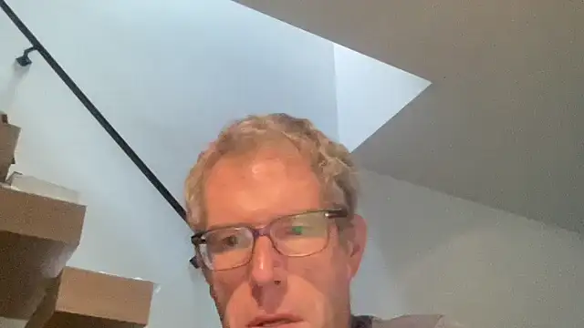 Snapshot of choupipat1 chatting on September 17, 6:04 am choupipat1 online show from September 17, 6:04 am