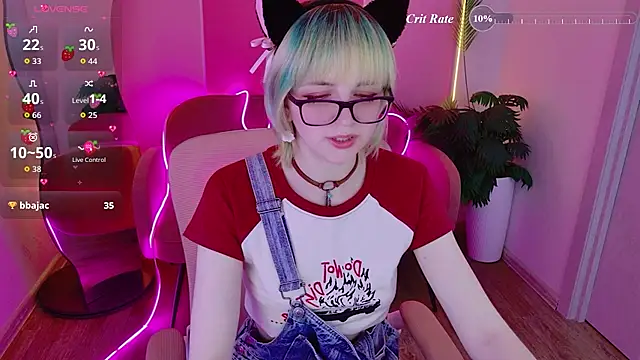 CoralineYoung online show from July 5, 11:28 am