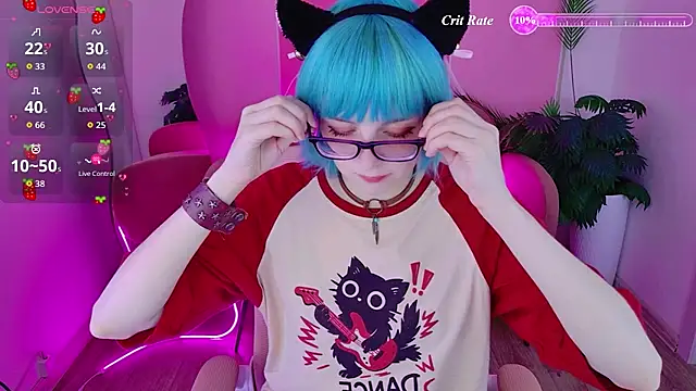 CoralineYoung online show from July 10, 10:51 am