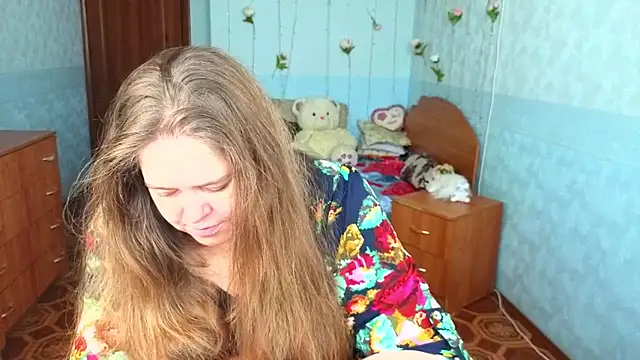 Audrey Aura online show from November 3, 6:14 am