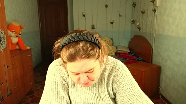 Audrey Aura online show from November 17, 5:46 am