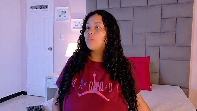 KITY HILL online show from September 22, 4:47 am