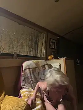 ladyboatlady online show from February 21, 12:22 am