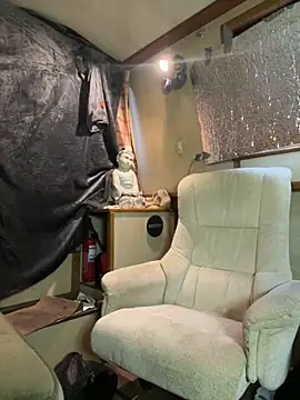 ladyboatlady online show from March 6, 7:38 am