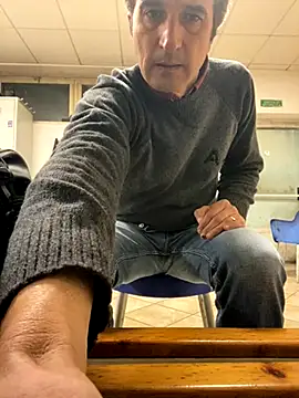 Snapshot of sasatimido chatting on November 17, 5:02 am sasatimido online show from November 17, 5:02 am