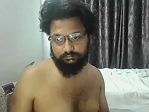 Dollseye online show from April 30, 8:57 pm