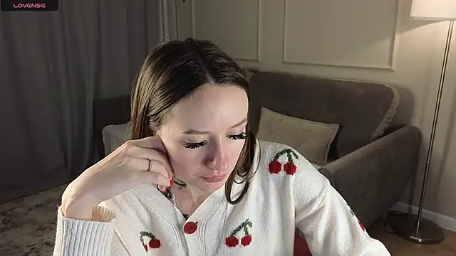 cutienaughtygirl online show from November 24, 12:16 pm