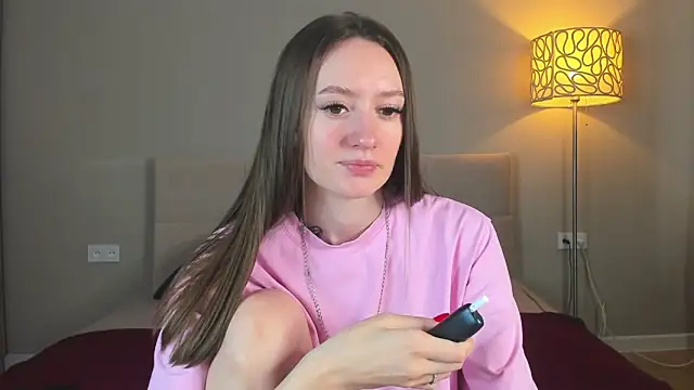 Snapshot of cutienaughtygirl chatting on May 30, 8:22 am cutienaughtygirl online show from May 30, 8:22 am