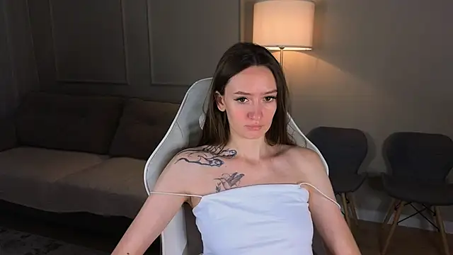cutienaughtygirl online show from July 29, 8:34 am