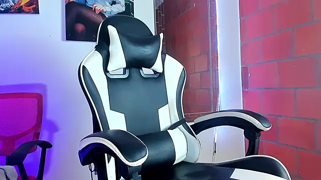 briamhoconor xh online show from March 19, 4:49 am