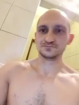 Radsjxh online show from December 21, 9:00 pm