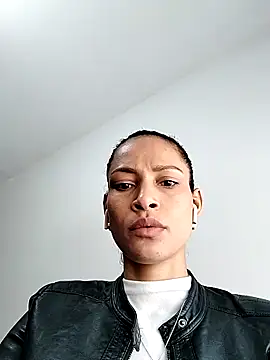 SofiaDelicia online show from September 18, 6:21 pm