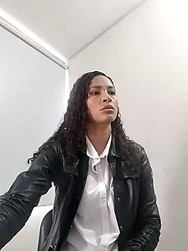 SofiaDelicia online show from October 19, 2:07 pm