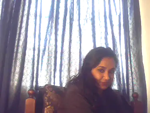 Snapshot of cute_indianxo chatting on October 28, 8:07 am cute indianxo online show from October 28, 8:07 am