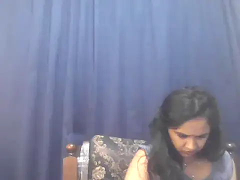 Snapshot of cute_indianxo chatting on November 12, 8:30 pm cute indianxo online show from November 12, 8:30 pm