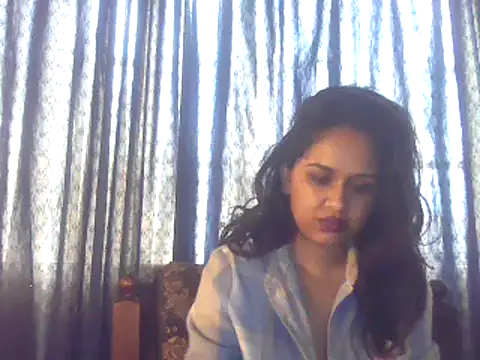Snapshot of cute_indianxo chatting on November 21, 9:19 am cute indianxo online show from November 21, 9:19 am