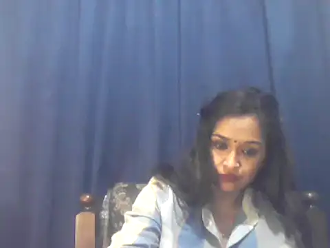 Snapshot of cute_indianxo chatting on December 3, 8:07 pm cute indianxo online show from December 3, 8:07 pm