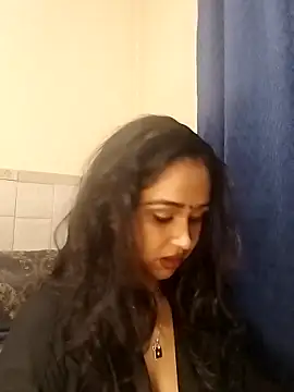 cute indianxo online show from March 6, 5:42 pm