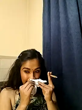 cute indianxo online show from April 28, 8:14 pm
