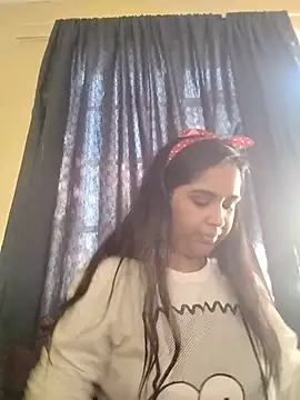 Snapshot of cute_indianxo chatting on June 8, 5:41 am cute indianxo online show from June 8, 5:41 am